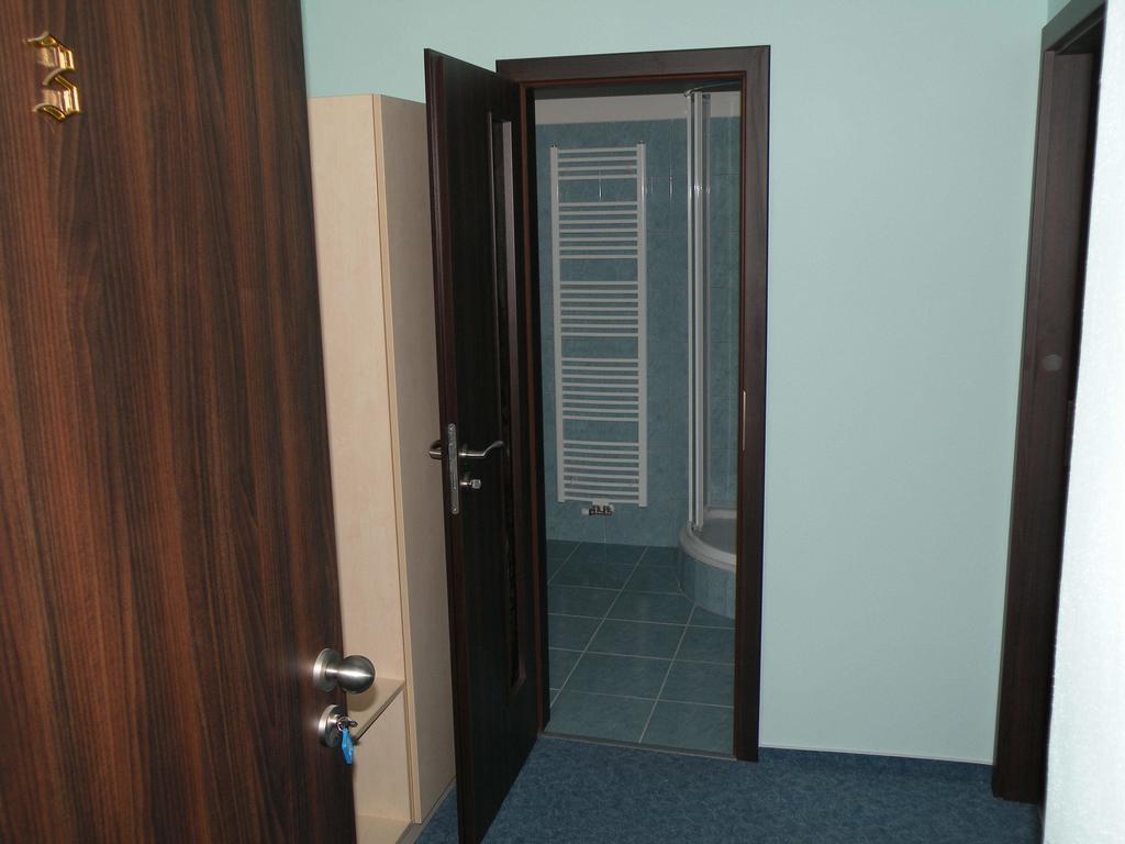 Penzion- Leslav Ceske Budejovice Habitación foto